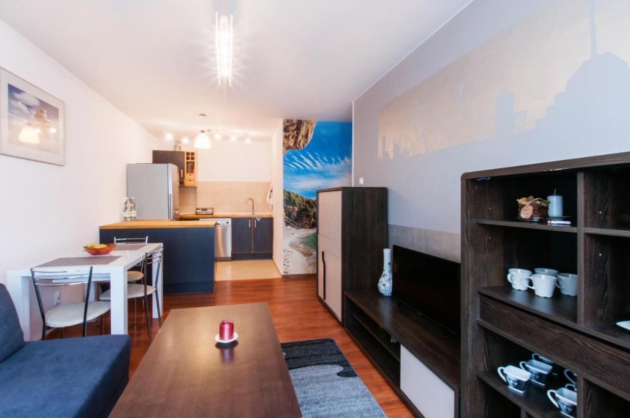 Apartament Kaliska Apartment Kolobrzeg Bagian luar foto